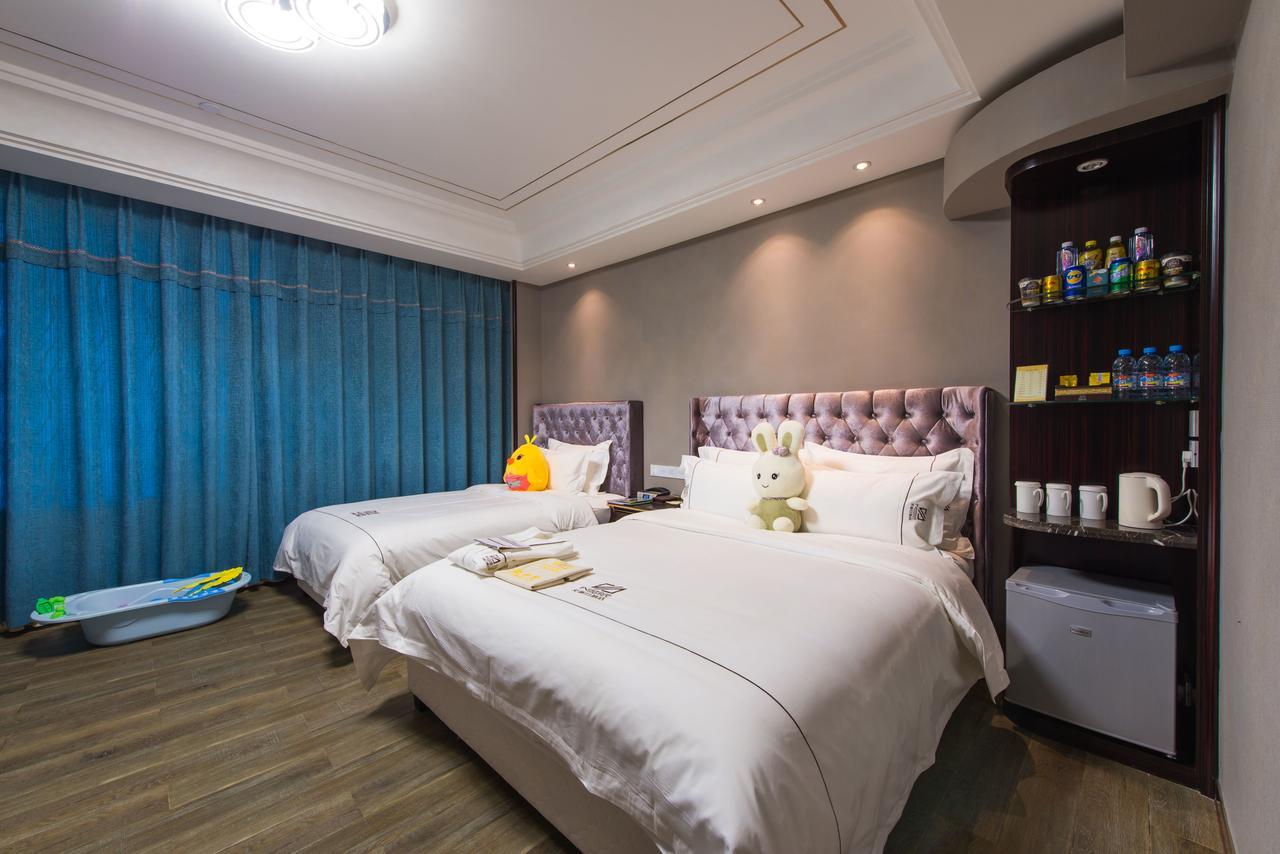 Dunhuang Isiting Hotel ภายนอก รูปภาพ