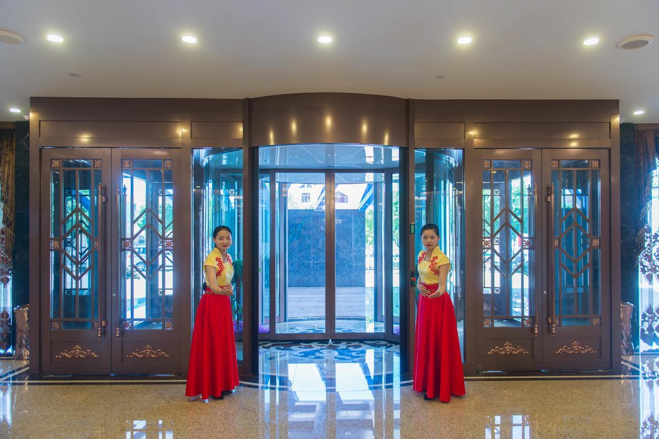 Dunhuang Isiting Hotel ภายนอก รูปภาพ