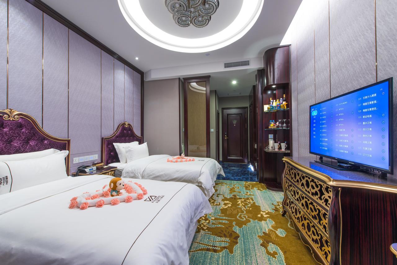 Dunhuang Isiting Hotel ภายนอก รูปภาพ